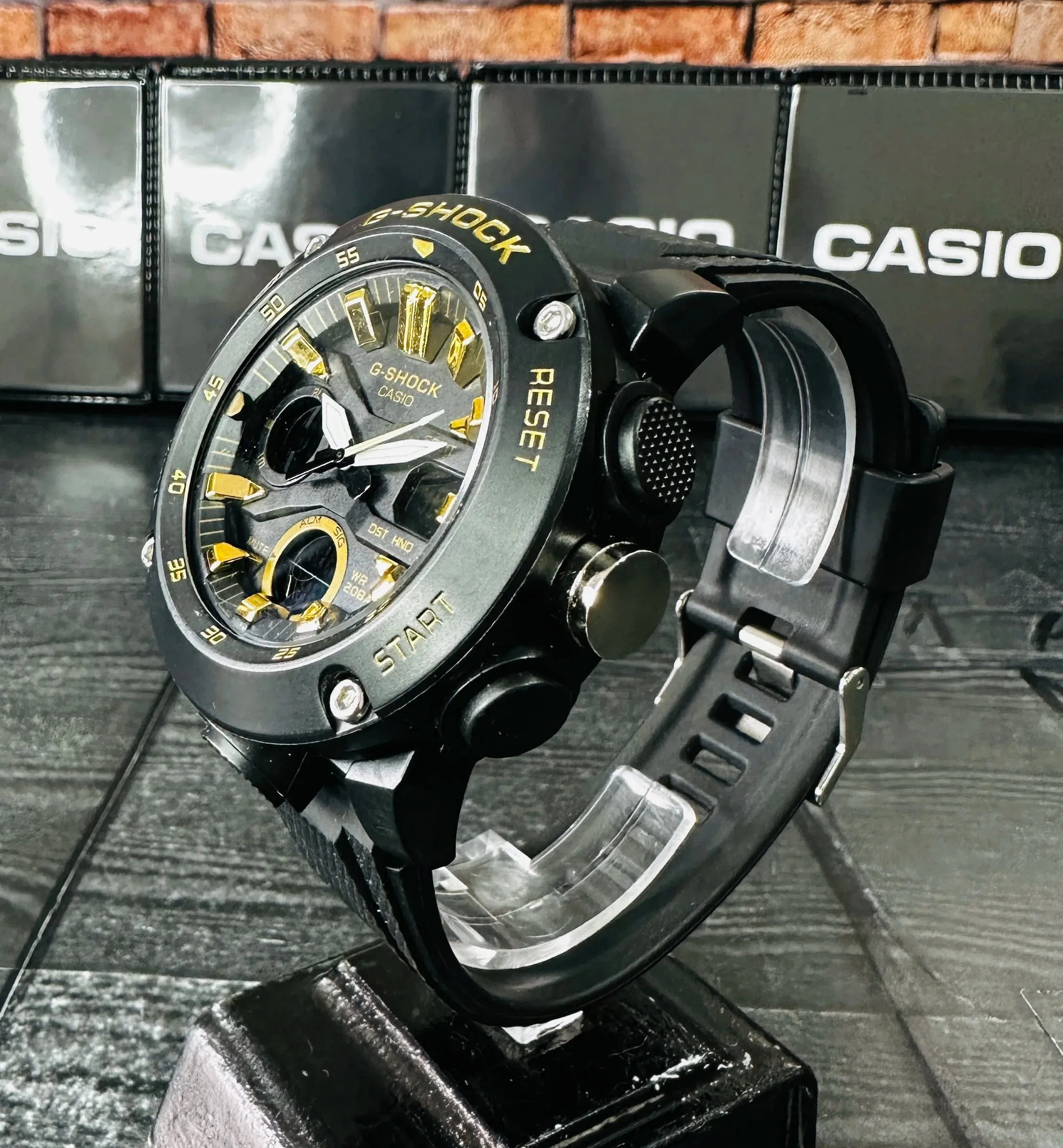 Relógio Casio G-SHOCK GA-2000-1A2